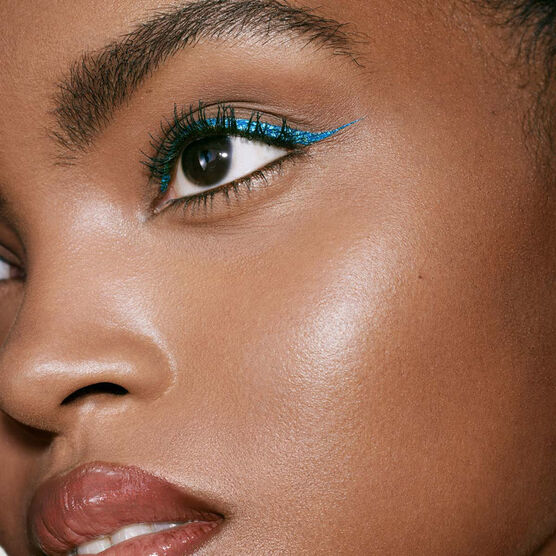 GLITTY LID Delineador PEACOCK'Y